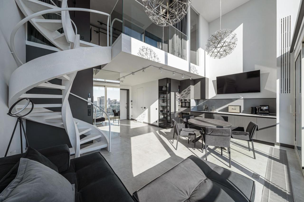 Appartamento The Penthouse Kiev Esterno foto
