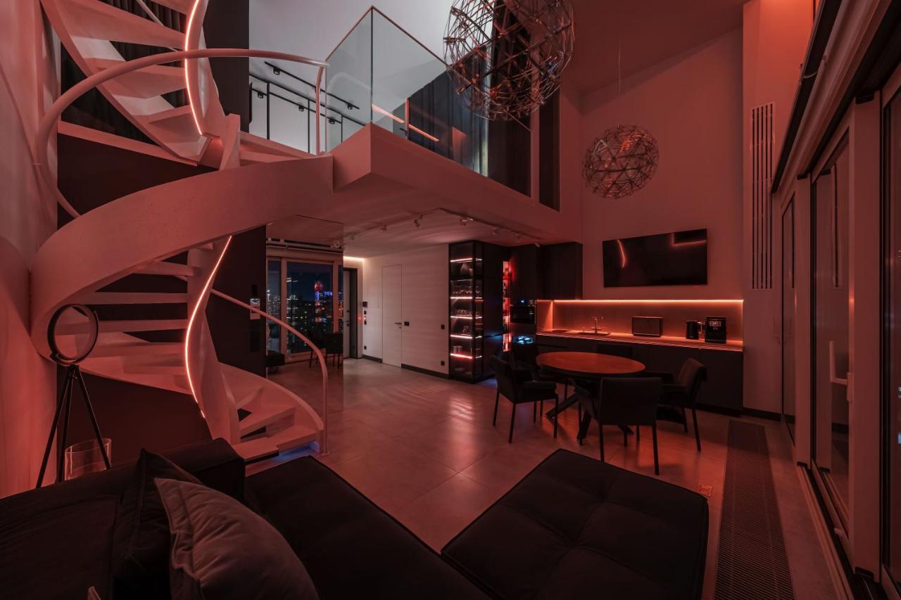 Appartamento The Penthouse Kiev Esterno foto