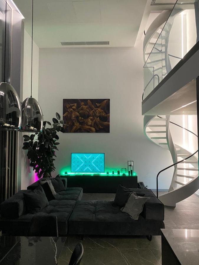 Appartamento The Penthouse Kiev Esterno foto