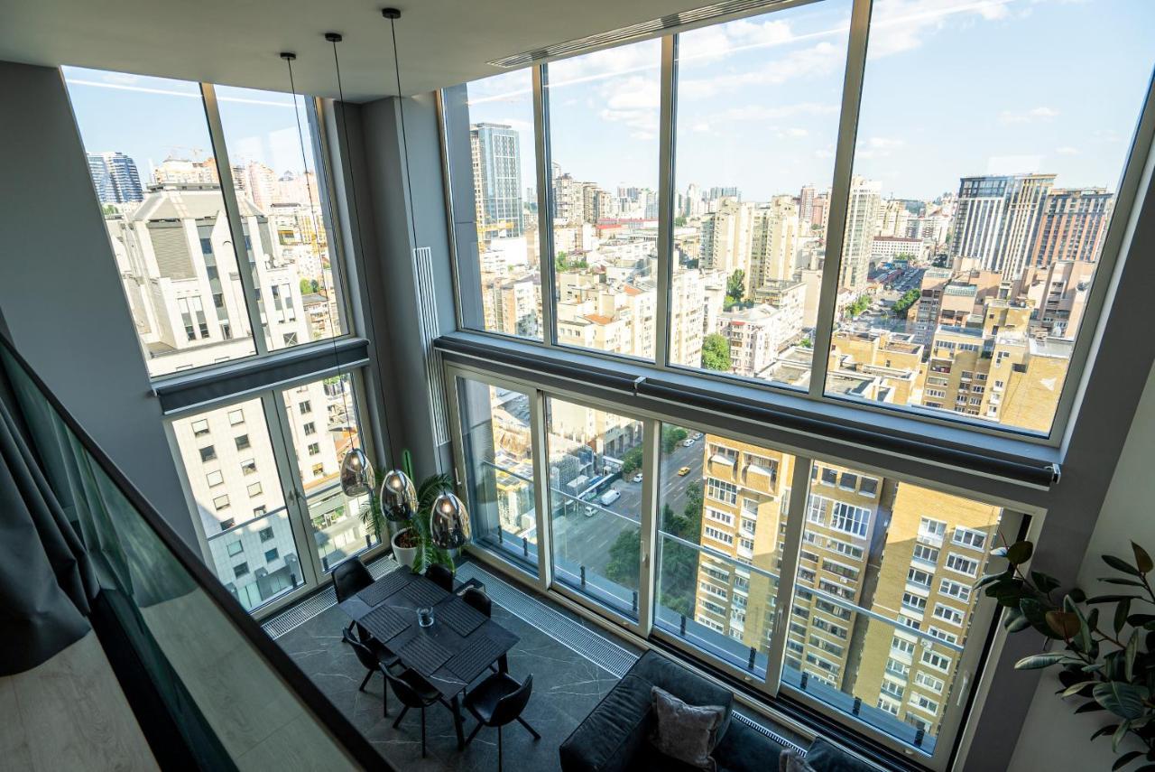 Appartamento The Penthouse Kiev Esterno foto