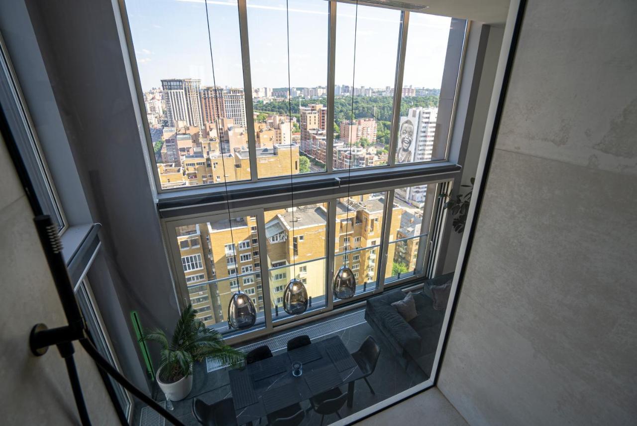 Appartamento The Penthouse Kiev Esterno foto