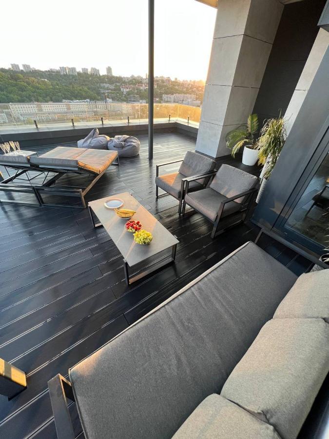 Appartamento The Penthouse Kiev Esterno foto