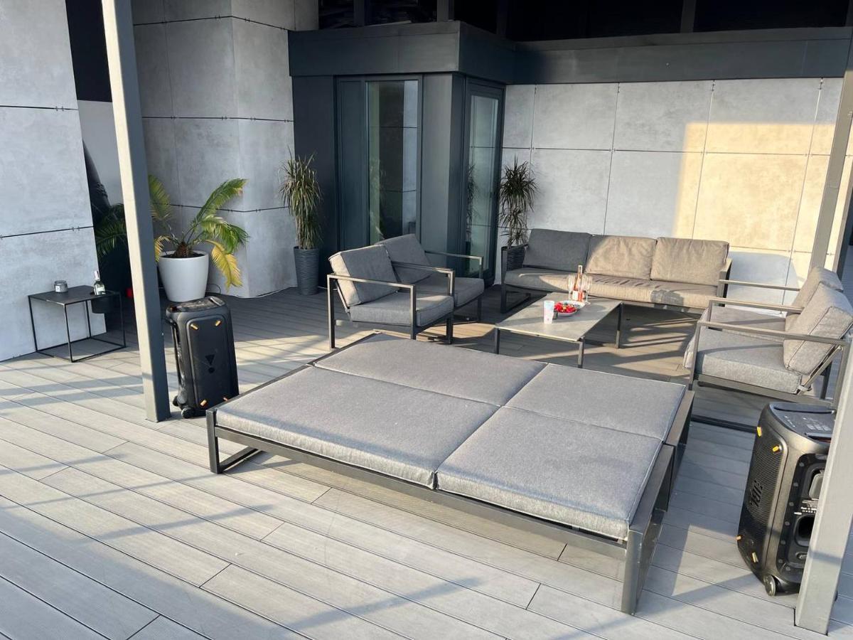 Appartamento The Penthouse Kiev Esterno foto